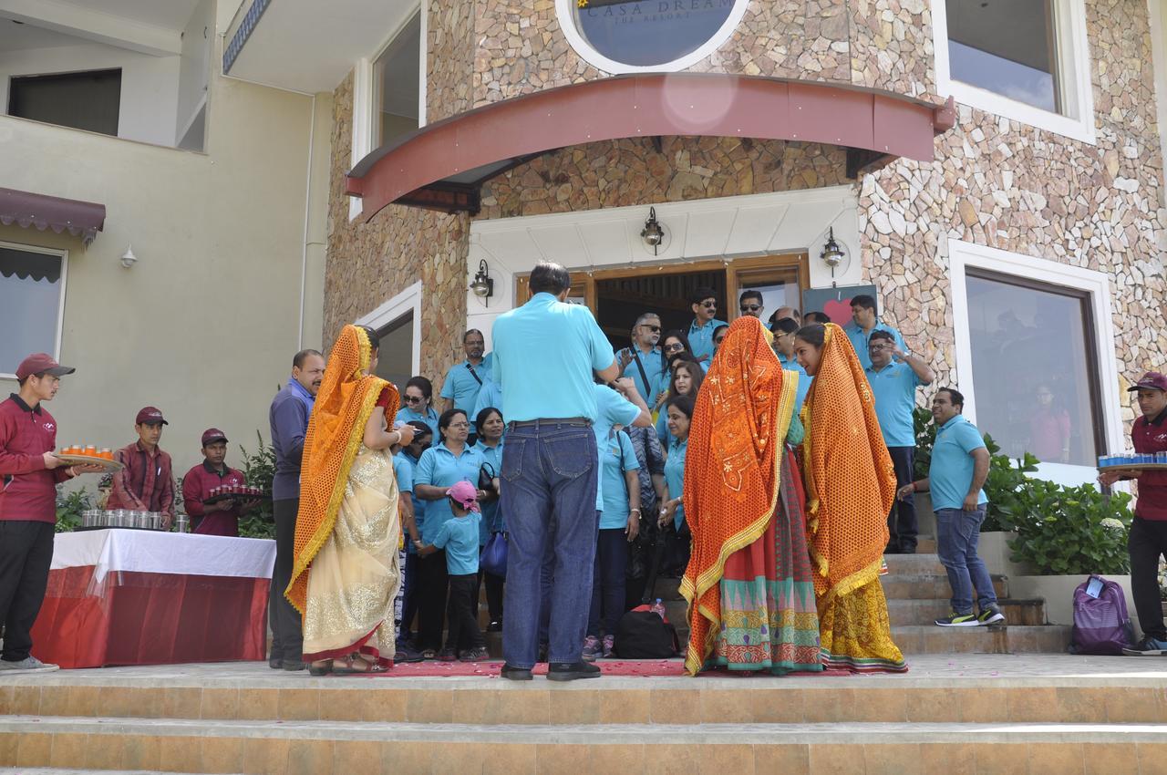Casa Dream The Resort Mukteshwar Bagian luar foto